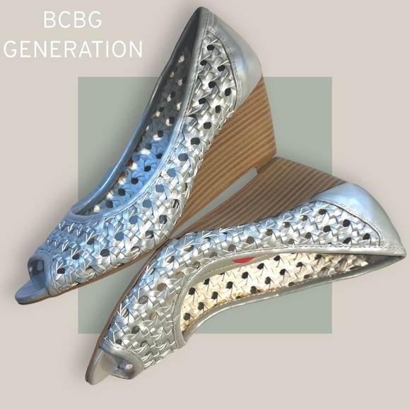 BCBGenervation Tylar Silver Woven Open Toe Wedge Heel - Size 6.5 - Picture 9 of 16